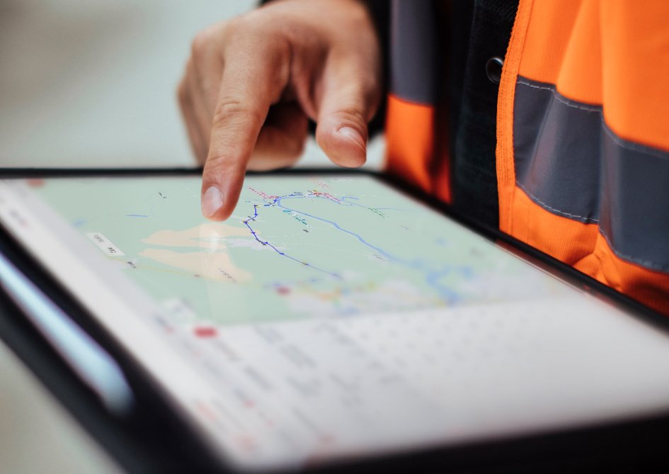 Monitoring GPS maszyn budowlanych.  Aplikacja pozwala określić strefę pracy maszyn budowlanych.